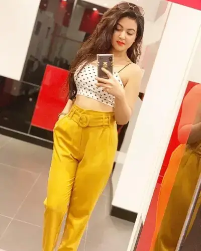 Dona Paula Escort